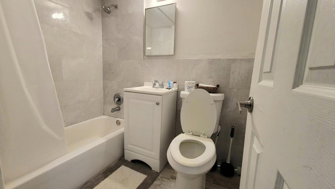 Beachway Inn Lantana Bagian luar foto